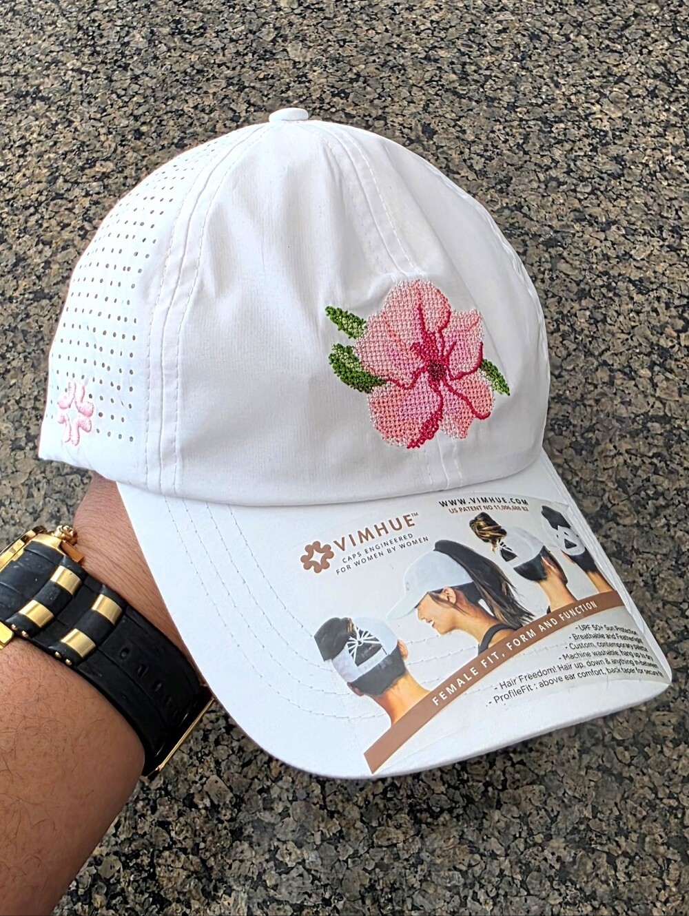 VimHue Women's White Azalea Cross Stitch Sun Goddess Golf Sports Hat New